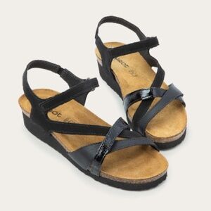 Women’s NAOT Sophia black leather sandals- Size EU 36 / US 5
